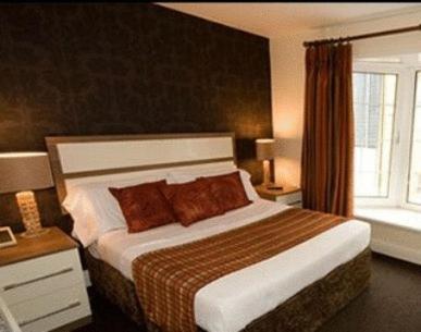 The White Lady Hotel Кинсейл Екстериор снимка