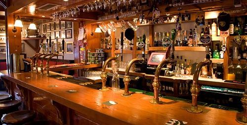 The White Lady Hotel Кинсейл Екстериор снимка